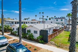 203-205 S Myers St in Oceanside, CA - Building Photo - Building Photo