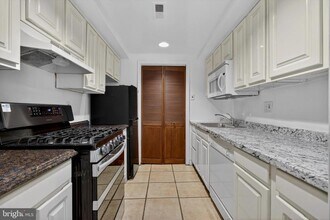 1351 Monroe St NW in Washington, DC - Building Photo - Building Photo