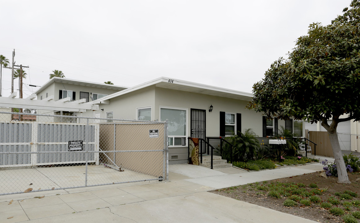 414-416 S Tremont St in Oceanside, CA - Building Photo