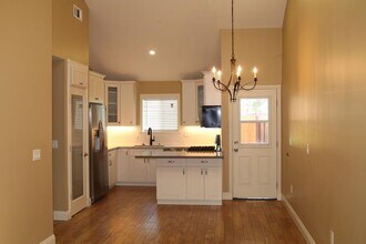 1020 S 8th St in San Jose, CA - Building Photo - Building Photo