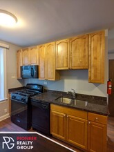 5029 N Harding Ave, Unit 5029-1W in Chicago, IL - Building Photo - Building Photo