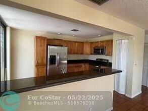 5845 Fox Hollow Dr in Boca Raton, FL - Building Photo - Building Photo