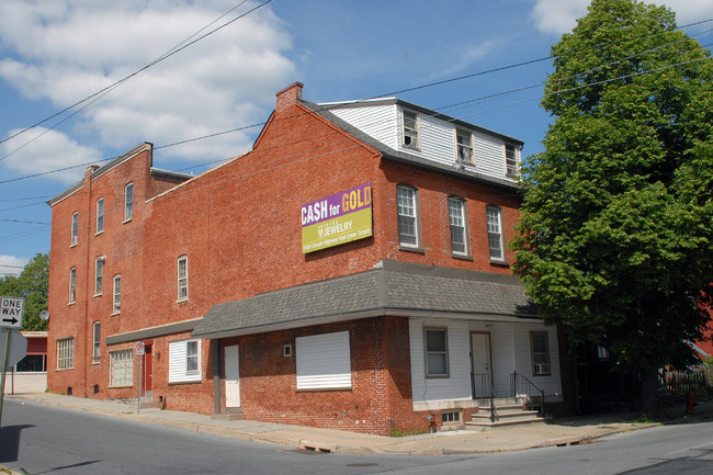 635 Columbia Ave in Lancaster, PA - Building Photo - Building Photo