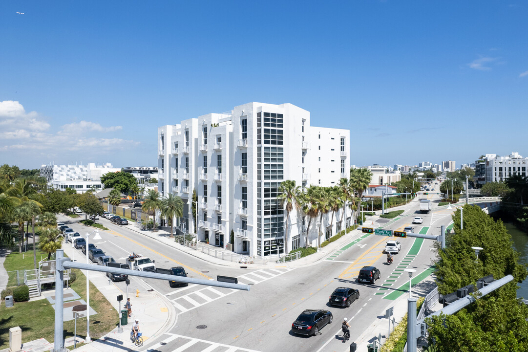 Lofts at South Beach in Miami Beach, FL - Building Photo