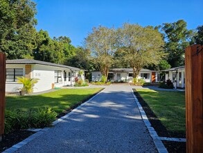 512 Paulding Ave in Pensacola, FL - Foto de edificio - Building Photo