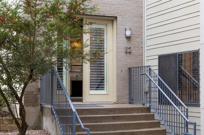 707 Cardinal Ln in Austin, TX - Building Photo - Building Photo