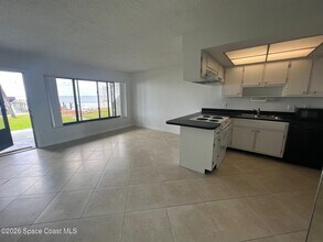 3100 S Atlantic Ave in Cocoa Beach, FL - Building Photo - Building Photo