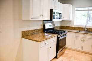 316 N Parker St in Orange, CA - Building Photo