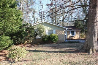 3279 Campbell Rd SE in Smyrna, GA - Building Photo - Building Photo