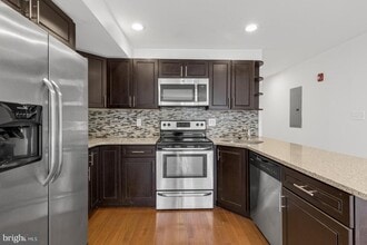 1228 N 25th St in Philadelphia, PA - Building Photo - Building Photo