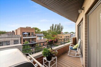 921 N Damen Ave in Chicago, IL - Building Photo - Building Photo