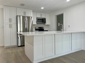 11241 Temple Ct in Seminole, FL - Building Photo - Building Photo
