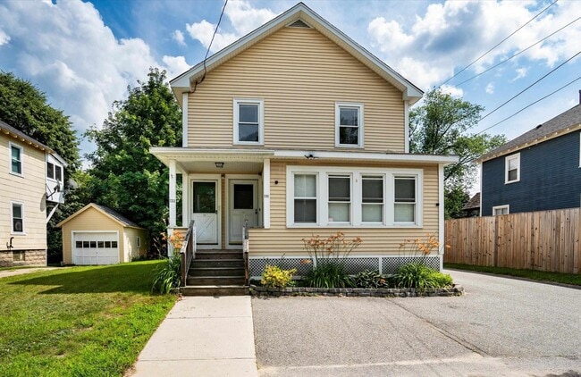 233 Baker St in Keene, NH - Building Photo - Building Photo