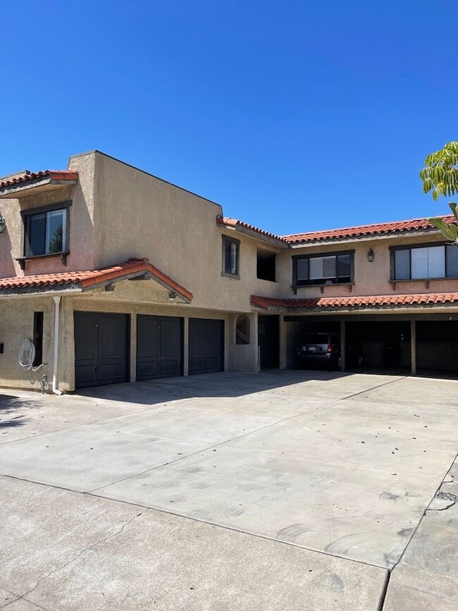 property at 250 Avenida Montalvo