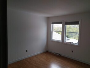 81 Fairmont Pl in Burlington, VT - Building Photo - Building Photo