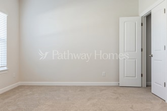 2327 Alberto Dr in Murfreesboro, TN - Foto de edificio - Building Photo