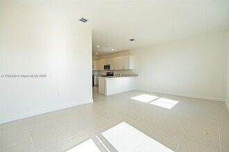 2510 SE 29th St in Homestead, FL - Building Photo - Building Photo