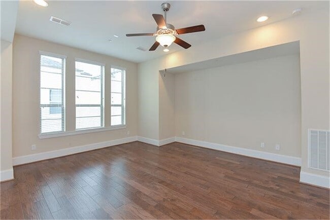 property at 2112 Radcliffe St