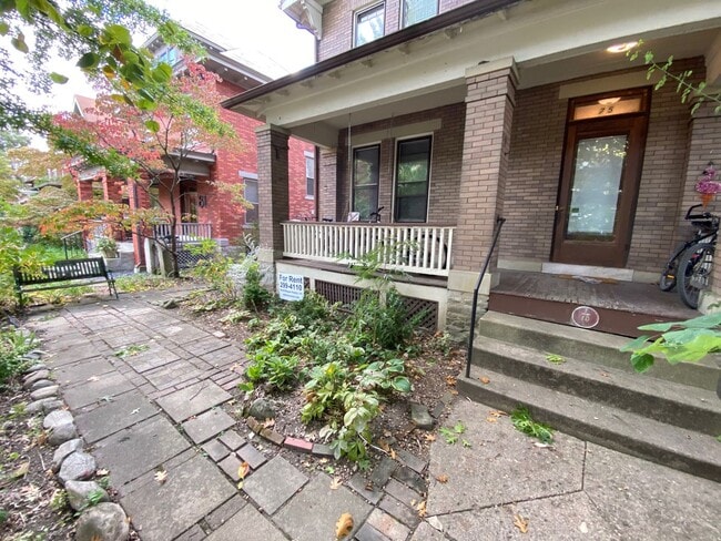 property at 75 E Oakland Ave