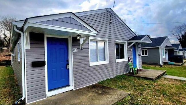 118 N Old Church St in Petersburg, VA - Building Photo - Building Photo