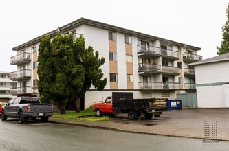 Chilliwack District Mainstreet Apartments in Chilliwack, BC - Building Photo - Building Photo