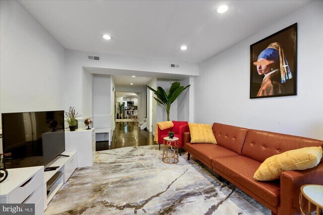 property at 919 Eastern Ave