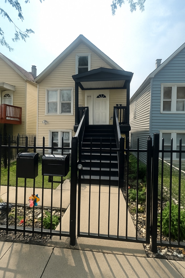 4142 S Campbell Ave, Unit 1BD Apartment