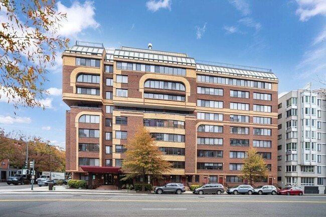 1245 13th St NW in Washington, DC - Foto de edificio - Building Photo