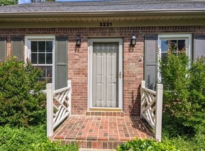 3221 Hunters Point Dr in Lexington, KY - Building Photo - Building Photo
