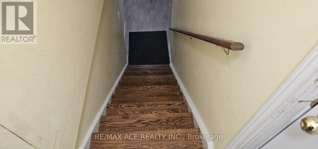 14 Kentview Crescent in Markham, ON - Building Photo - Building Photo