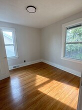 4402 Chicago St in Omaha, NE - Building Photo - Building Photo