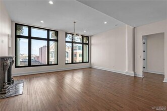 674 Main St in Buffalo, NY - Building Photo - Building Photo