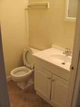 85 N High St in Harrisonburg, VA - Building Photo - Building Photo