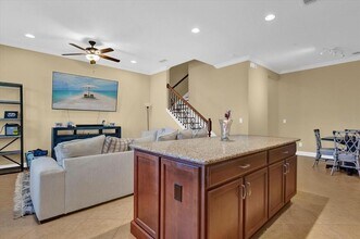 9219 Laureate Blvd in Orlando, FL - Building Photo - Building Photo