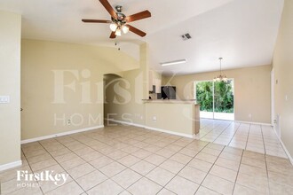 9144 Frank Rd in Ft. Myers, FL - Building Photo - Building Photo