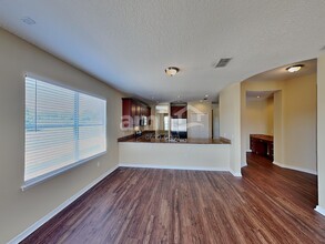 25239 Chipshot Ct in Sorrento, FL - Building Photo - Building Photo