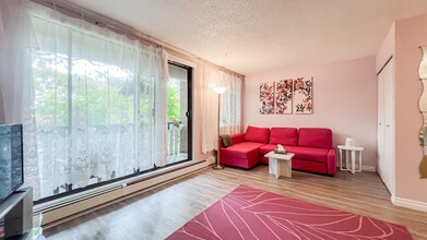 8540 Citation Dr in Richmond, BC - Building Photo - Building Photo