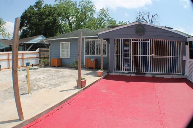 property at 7014 Fairway Dr