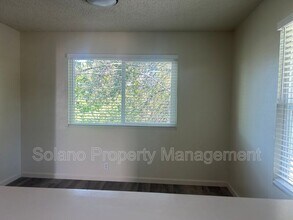 766 E Tabor Ave in Fairfield, CA - Building Photo - Building Photo