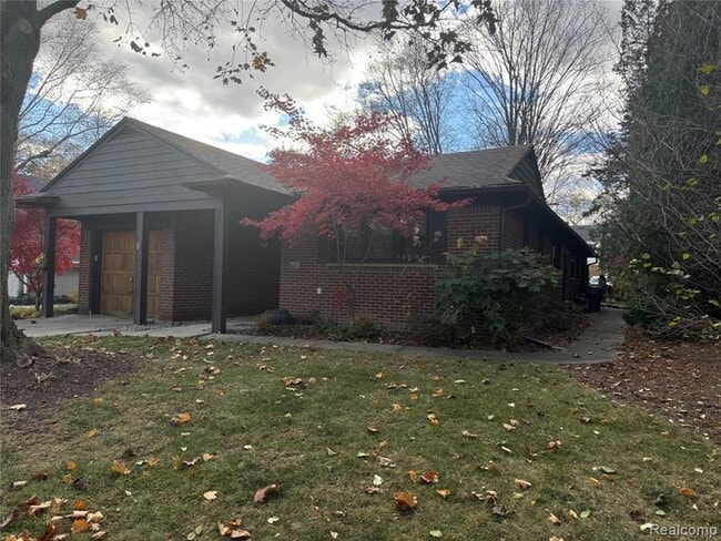 6 Danvers Ln in Dearborn, MI - Building Photo - Building Photo