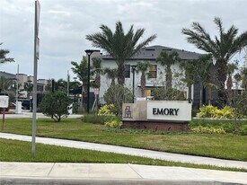 8366 NW 7th Ct in Plantation, FL - Building Photo