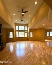 132 Waterford Ct in Reno, NV - Building Photo - Building Photo