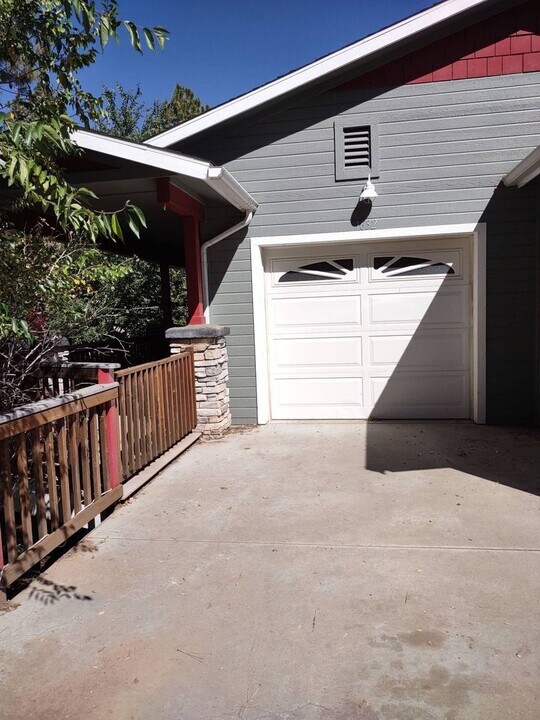 1632 E Mountain View Ave in Flagstaff, AZ - Building Photo