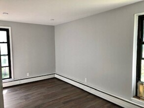 38 Juniper St, Unit #1 in Brookline, MA - Building Photo - Building Photo