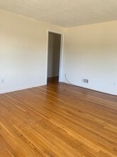 20 Abington Ave in Holbrook, MA - Building Photo - Building Photo