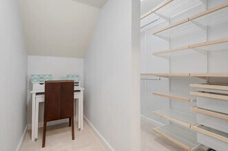 614 Arcadia Terrace in Sunnyvale, CA - Building Photo - Building Photo