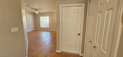 4524 Santa Barbara Blvd in Cape Coral, FL - Building Photo - Building Photo