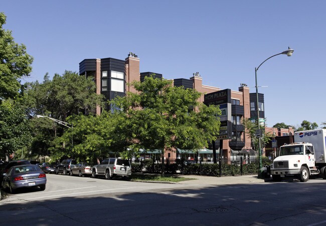 1500 N Damen Apartments