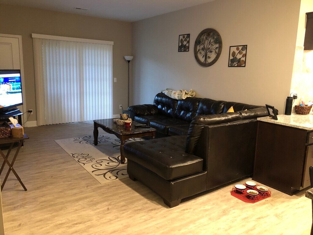 Center Pointe at Radisson Baldwinsville, NY Apartments