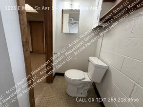 3025 E Main St in Kalamazoo, MI - Building Photo - Building Photo